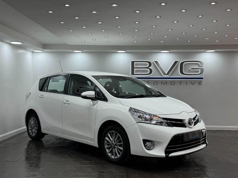 2017 Toyota Verso 1.8 V-Matic Icon Multidrive S Euro 6 5dr (7 Seat) MPV Petrol Automatic