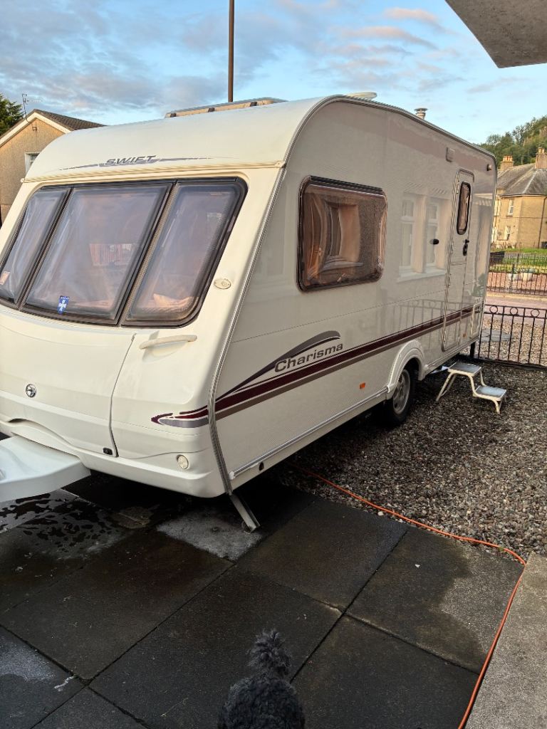 Swift charisma 230