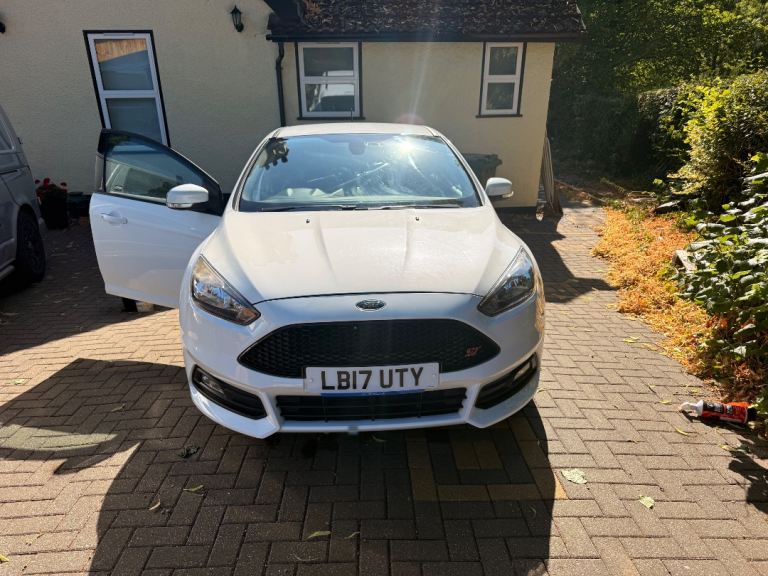 Ford, FOCUS, Hatchback, 2017, Manual, 1999 (cc), 5 doors