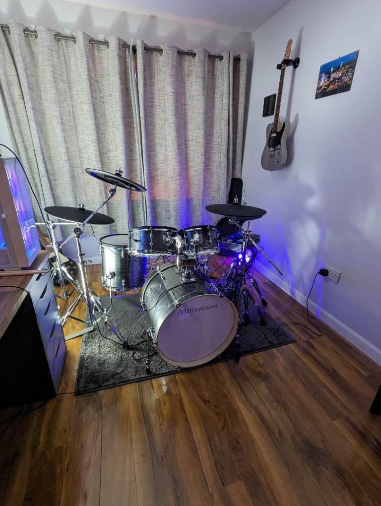 Millennium MPS-1000 Electronic Drum Kit