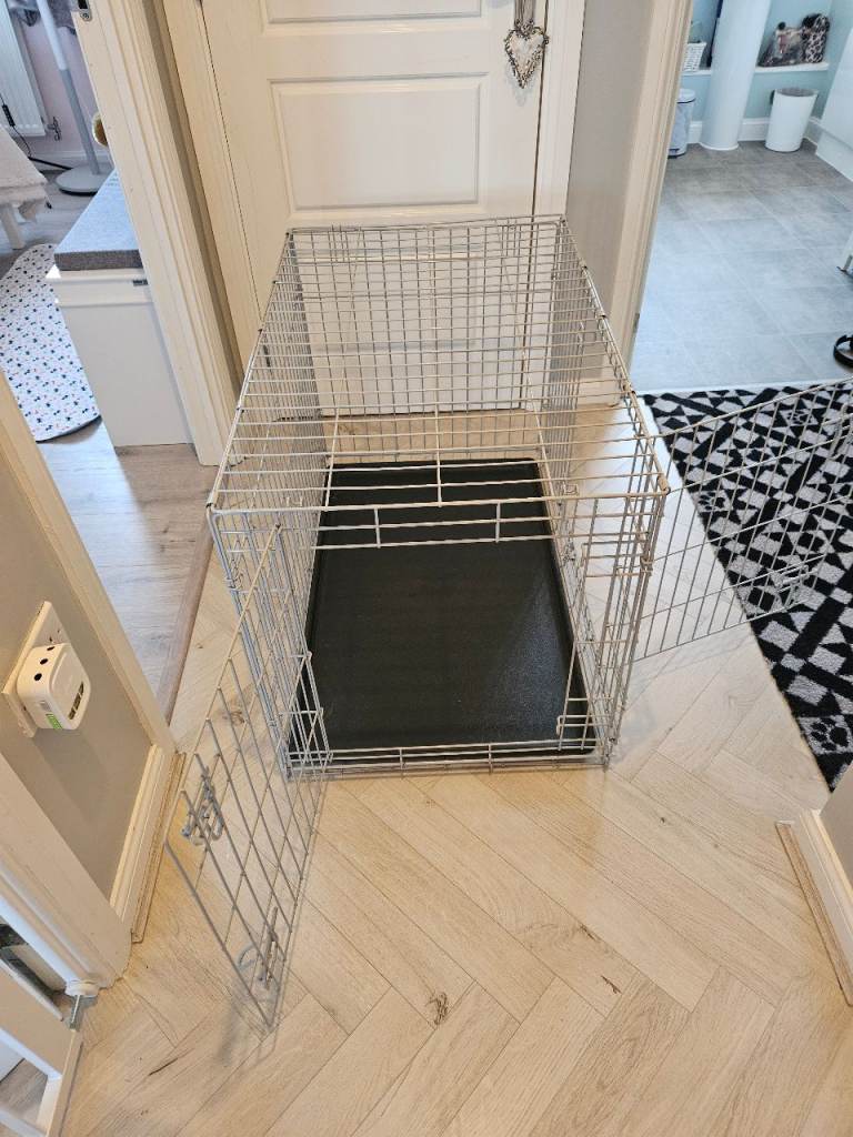 Dog Crate & Cover