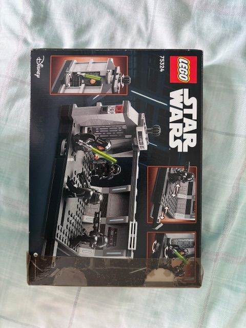 LEGO Star Wars 75324 Dark Trooper Attack Set - Excellent Condition