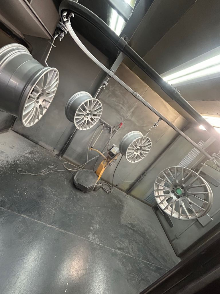 🔥 BMW Style 312 Cross Spoke 20” Staggered Alloy Wheels – Fully Refurbished – £995 🔥