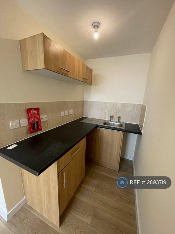 1 bedroom in Liverpool Road, Stoke-On-Trent, ST4 (#2893719)