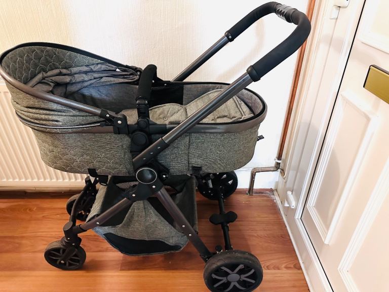 image for Baby egg pram
