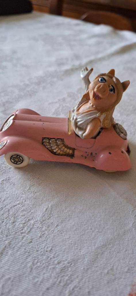 Corgi Miss Piggy Car – Pink, Good Condition