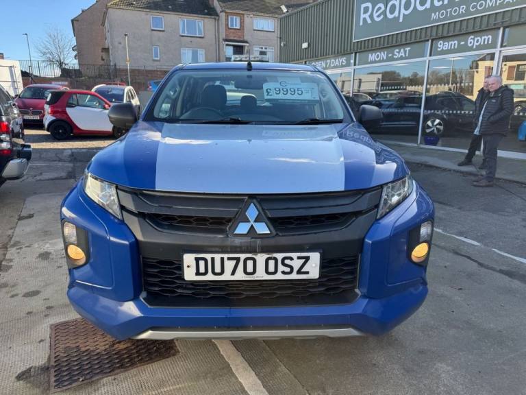 2020 Mitsubishi L200 2.2 DI-D DC 4Life Pickup Double Cab 4dr Diesel Manual 4WD Euro 6 (s/s) (150 ...