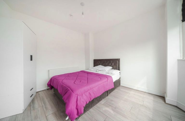 Spacious room to rent in Abbey Wood 