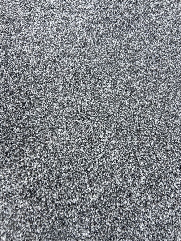 Carpet cutoff 120inch x 40inch