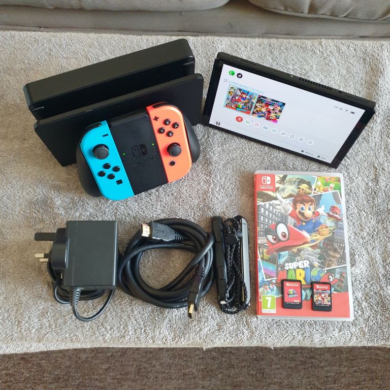 Nintendo OLED Switch - Games, Accessories, Excellent Condition
