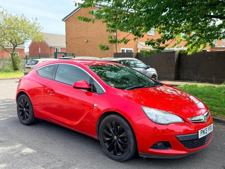 2013 Vauxhall Astra GTC 1.4T 16V 140 SRi 3dr HATCHBACK Petrol Manual