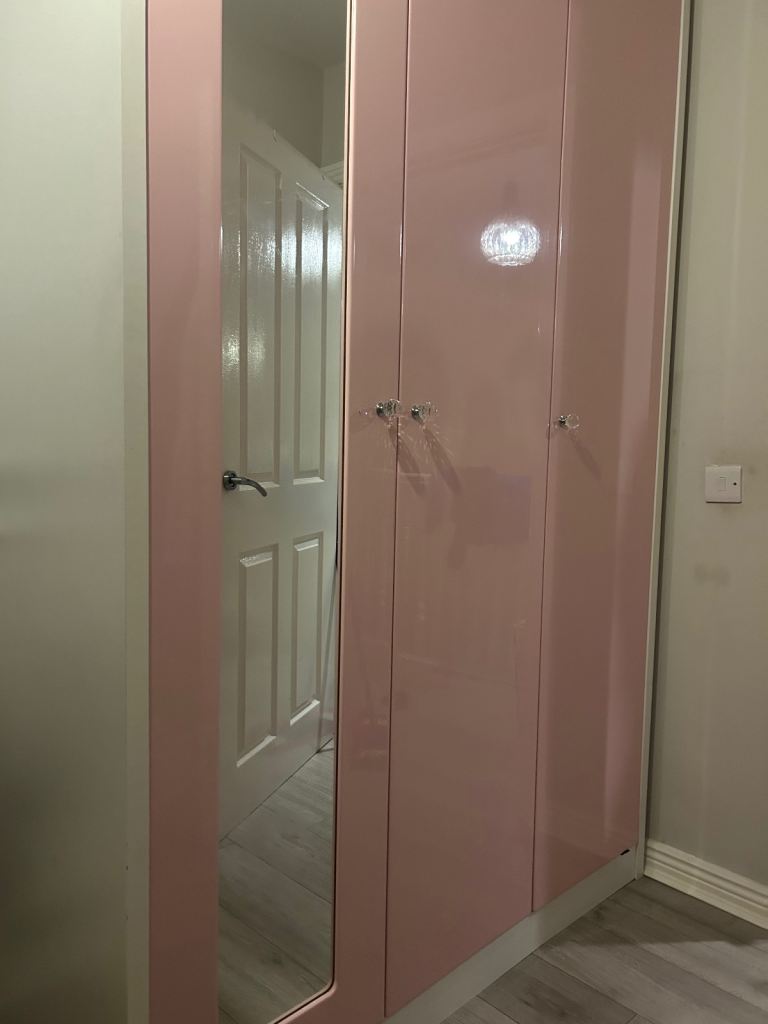 Starplan 3 door baby pink high gloss and mirror 3 door wardrobe