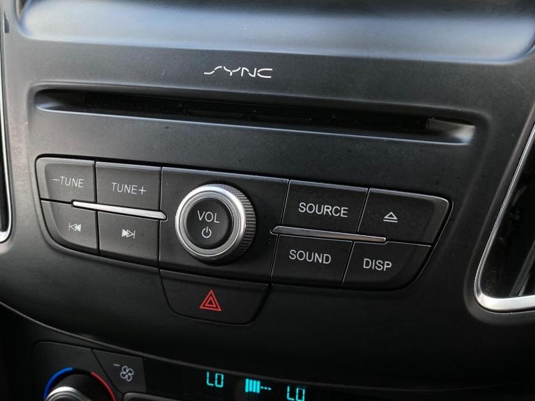 2015 Ford Focus 2.0T EcoBoost ST-2 5dr HATCHBACK PETROL Manual