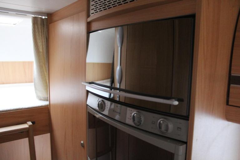 Burstner Levanto A576 DIESEL MANUAL 2008/58