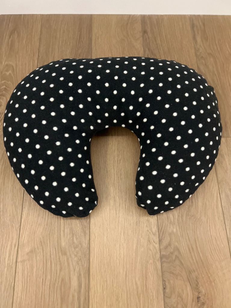 Nursing pillow