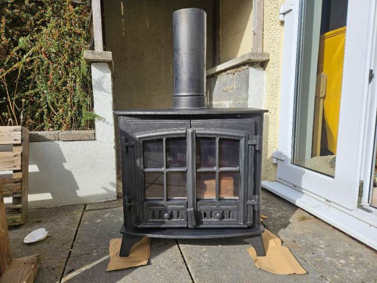 Redfyre kensal 40 Cast Iron Wood Burner