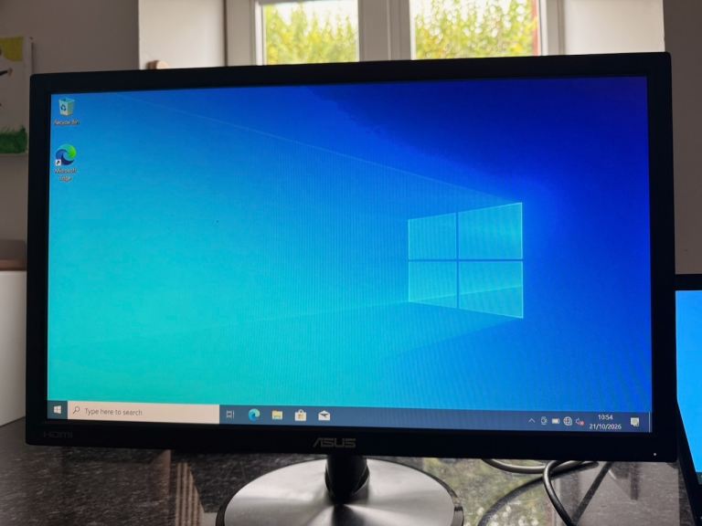 ASUS VP228HE 21.5” Full HD 1920x1080 1ms HDMI VGA Eye Care Monitor