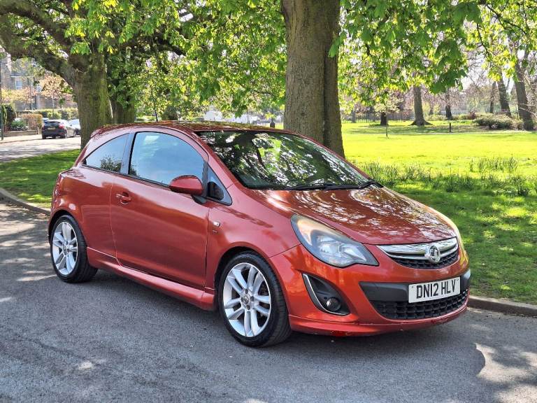 Vauxhall corsa Sri 1.4 petrol 3dr Manual Great condition 12 month mot cheap insurance 