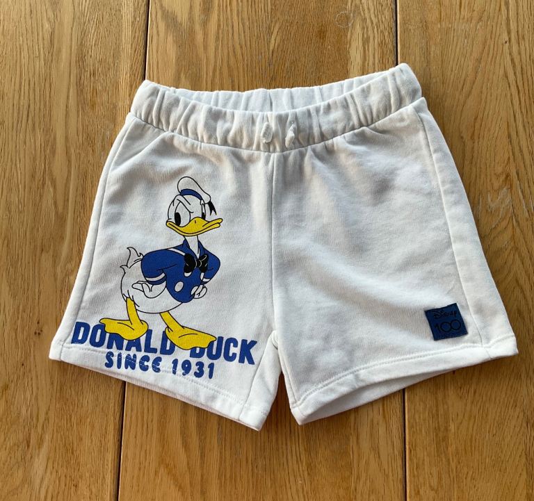 White Donald Duck Kids Shorts – As Good As New