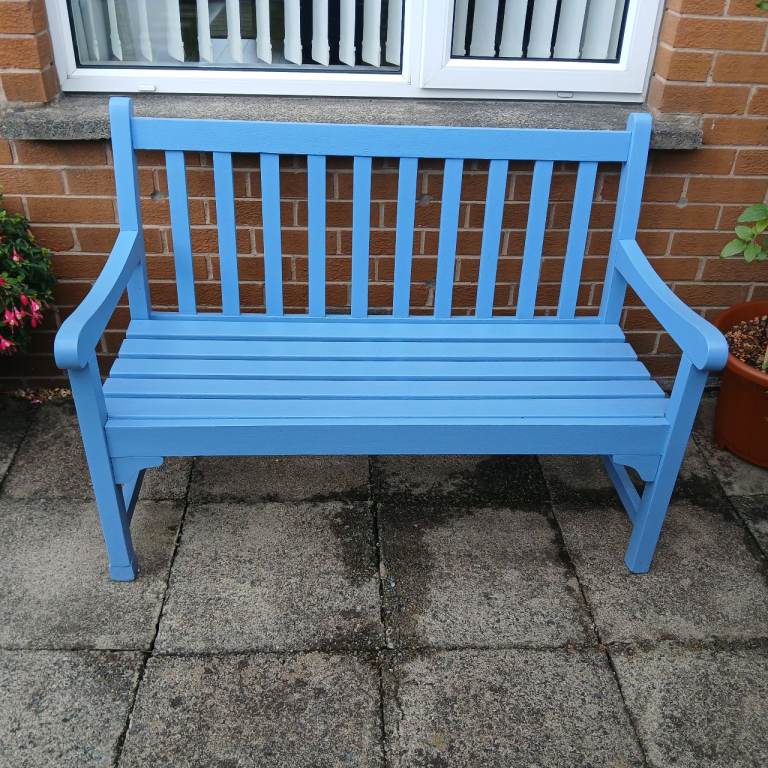 Lovely Blue Garden Bench – Fair Condition. Free To Collect