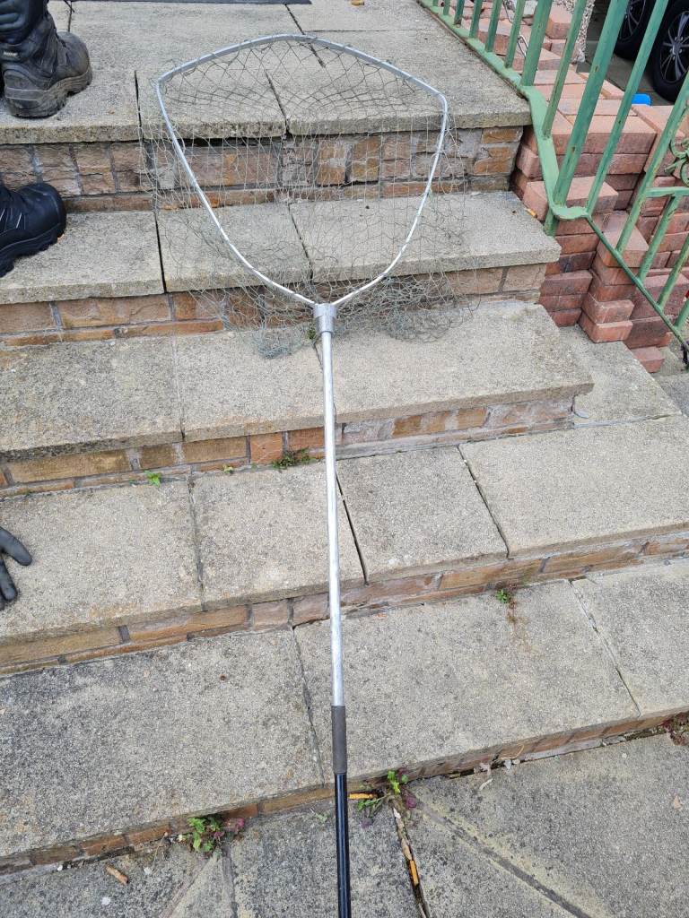 image for Large aluminum fishing landing net