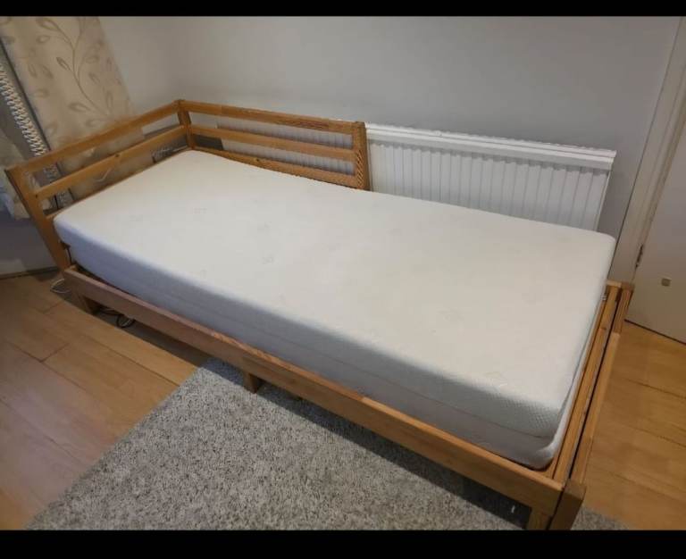 Ikea tarva wood extendable daybed 80/160/205
