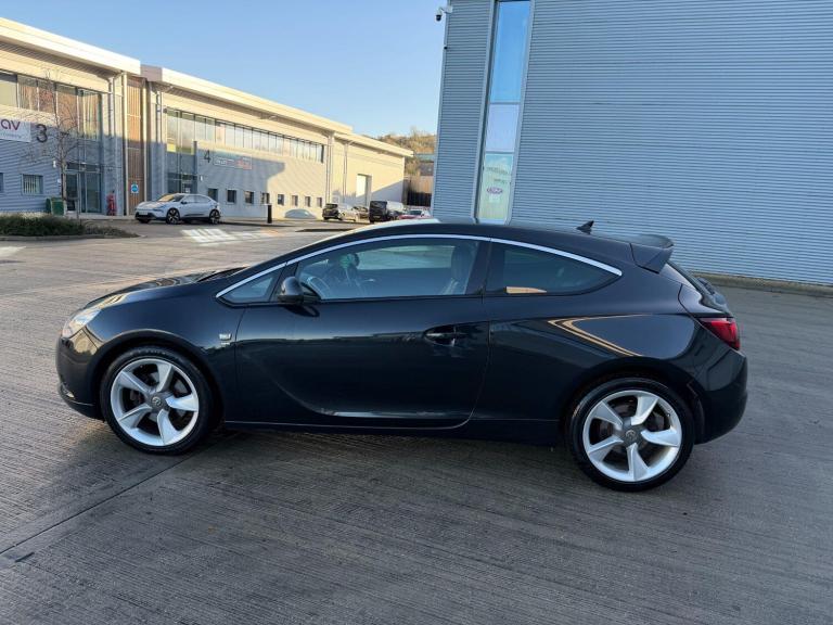 2015 Vauxhall Astra GTC 1.6T 16V 200 SRi 3dr HATCHBACK PETROL Manual