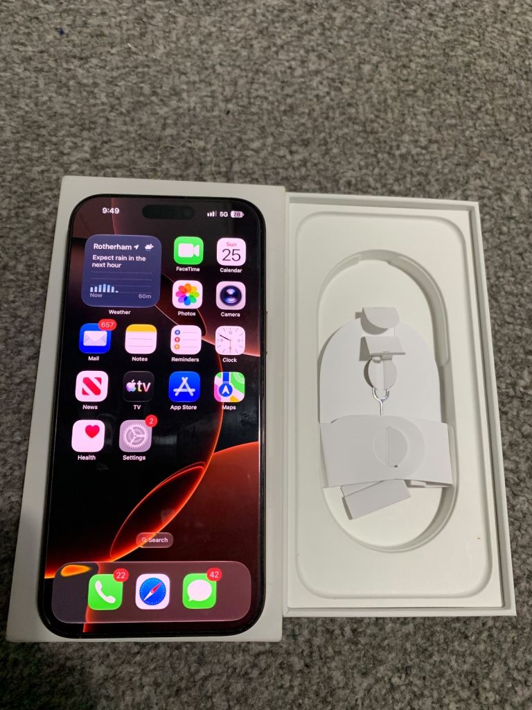 iPhone 16 Pro Max — 256GB Desert Titanium