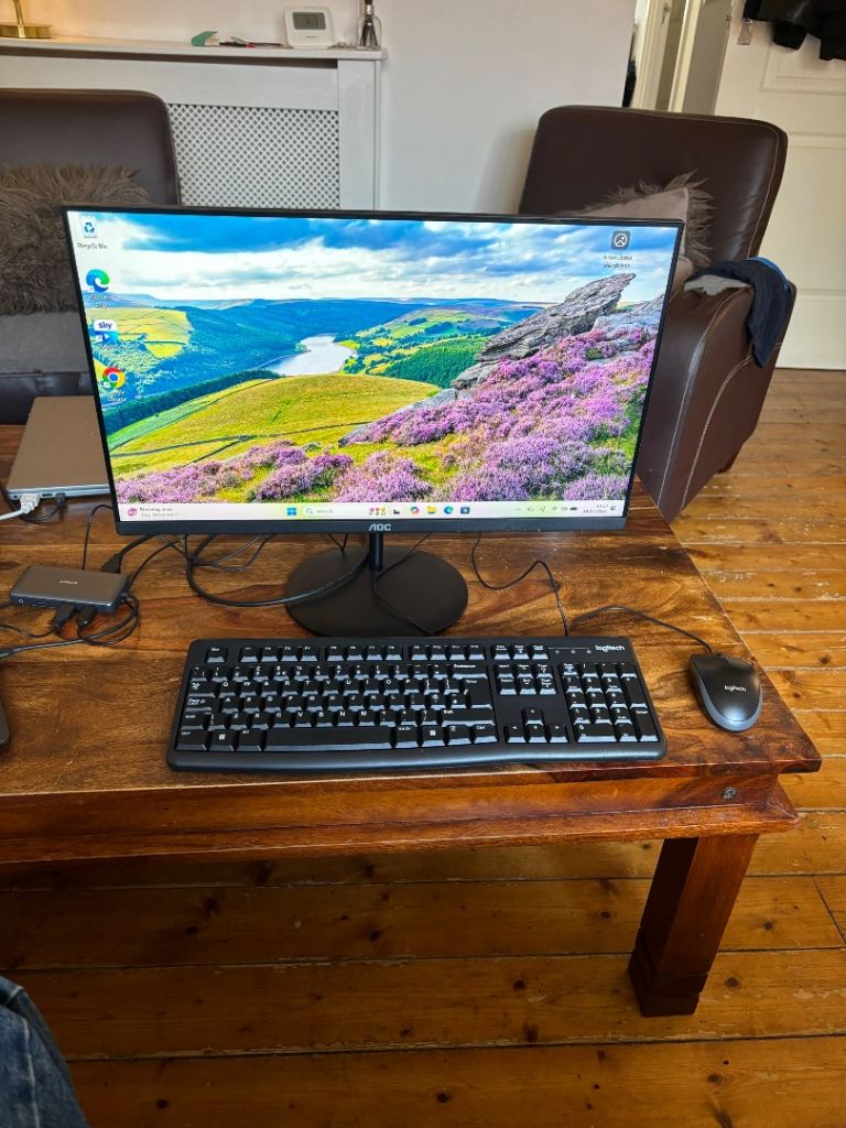 Work from home set up - monitor, keyboard, mouse and docking station
