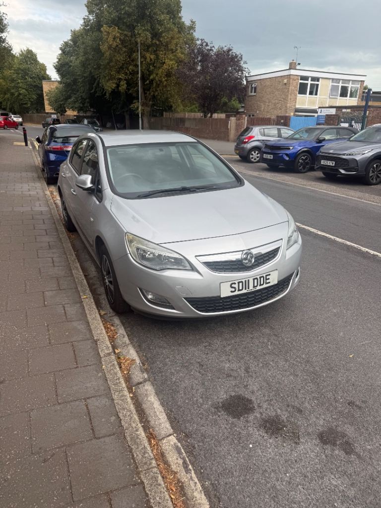 Vauxhall, ASTRA, Hatchback, 2011, Manual, 1398 (cc), 5 doors