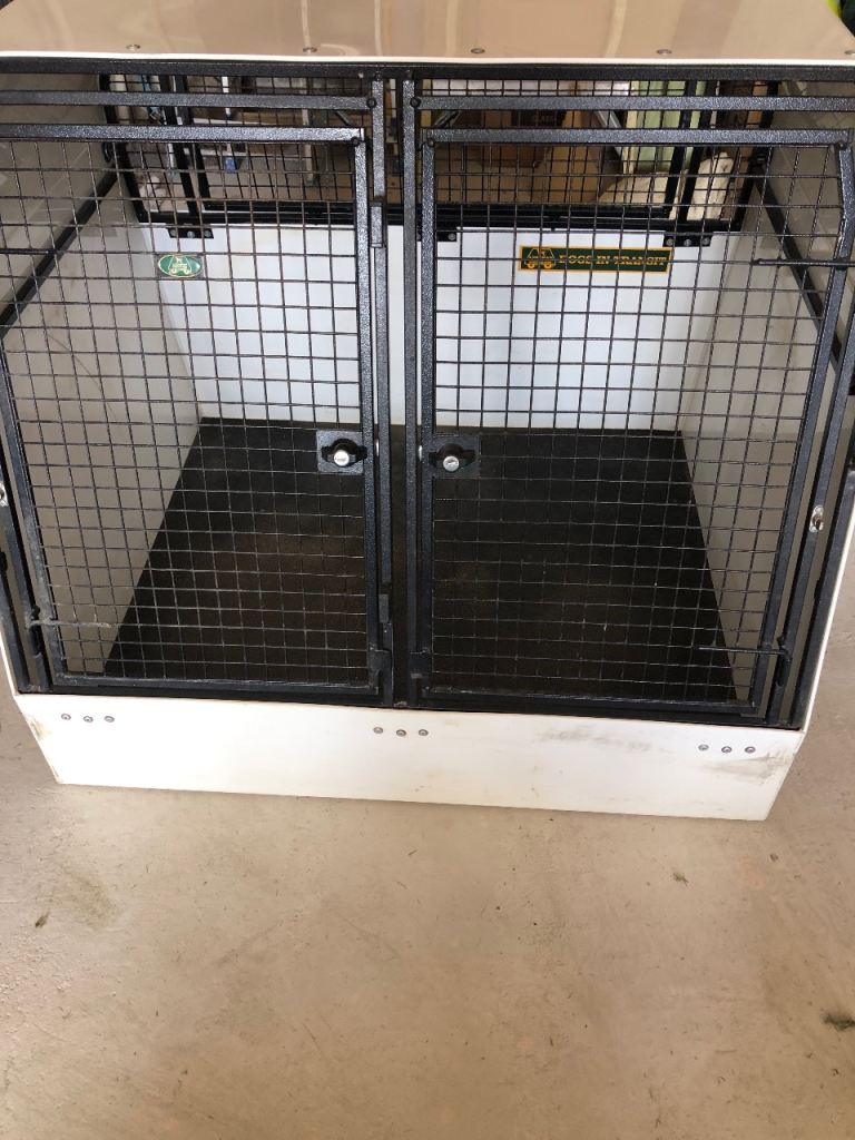 Lintran dog box