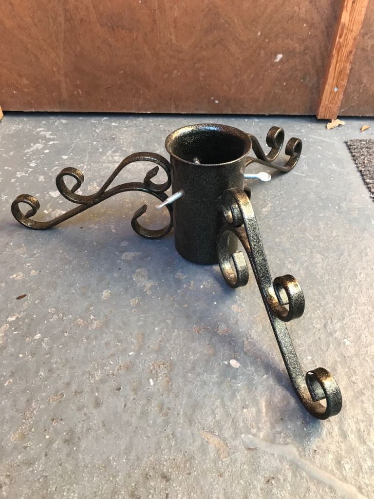 New metal Christmas tree stand 