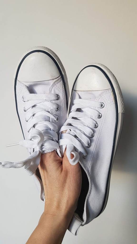 White canvas trainers Primark like new