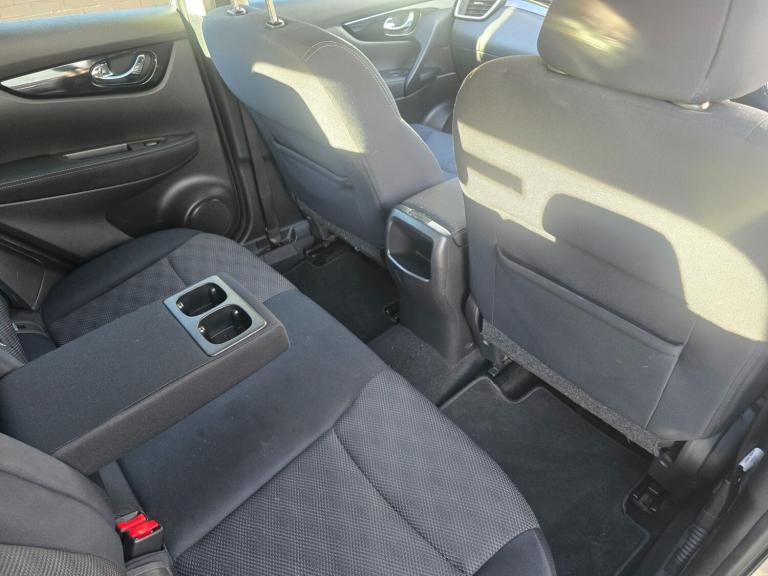 2014 Nissan Qashqai 1.2 DiG-T Acenta 5dr HATCHBACK Petrol Manual