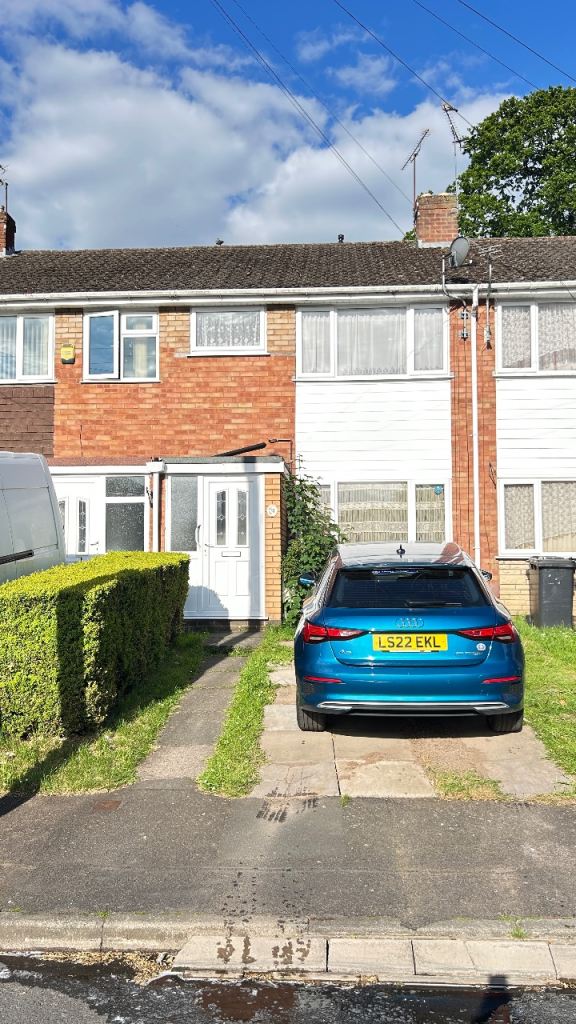 Spacious three bedroom house in Wolverhampton