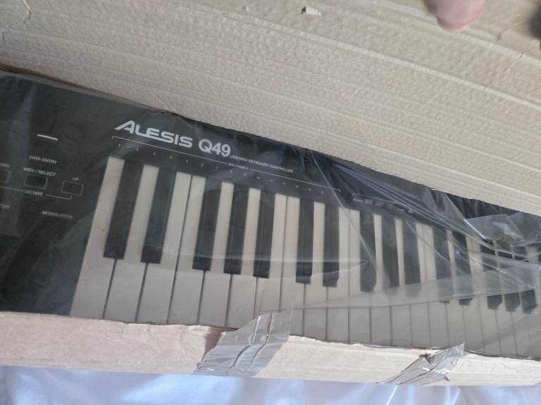Alesis Q49