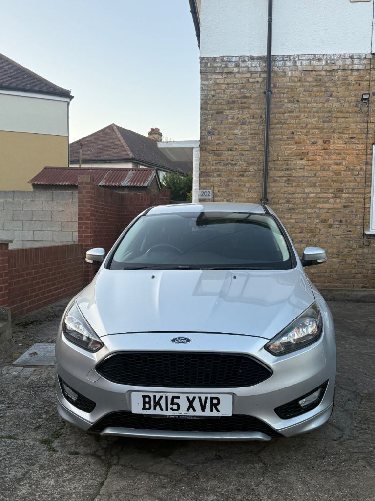 Ford, FOCUS, Hatchback, 2015, Manual, 999 (cc), 5 doors