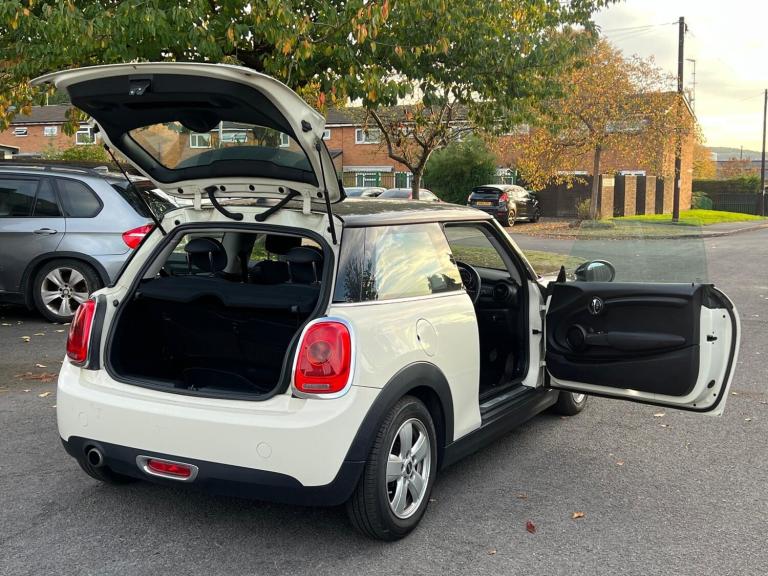 2014 MINI Hatch 1.5 Cooper D 3dr HATCHBACK Diesel Manual