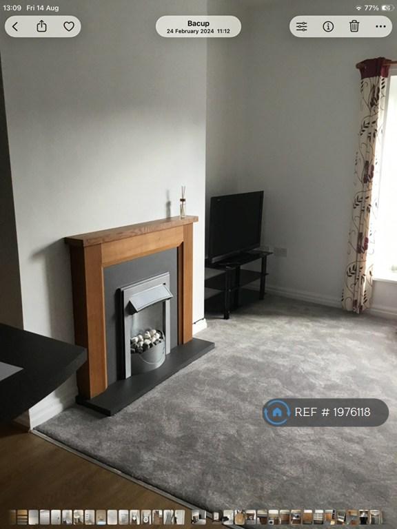 1 bedroom flat in Market Street, Bacup, OL13 (1 bed) (#1976118)