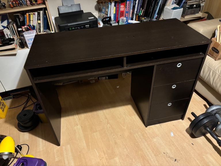 Small desk