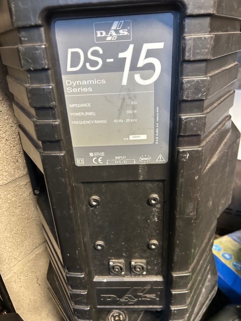 Das Pa speakers