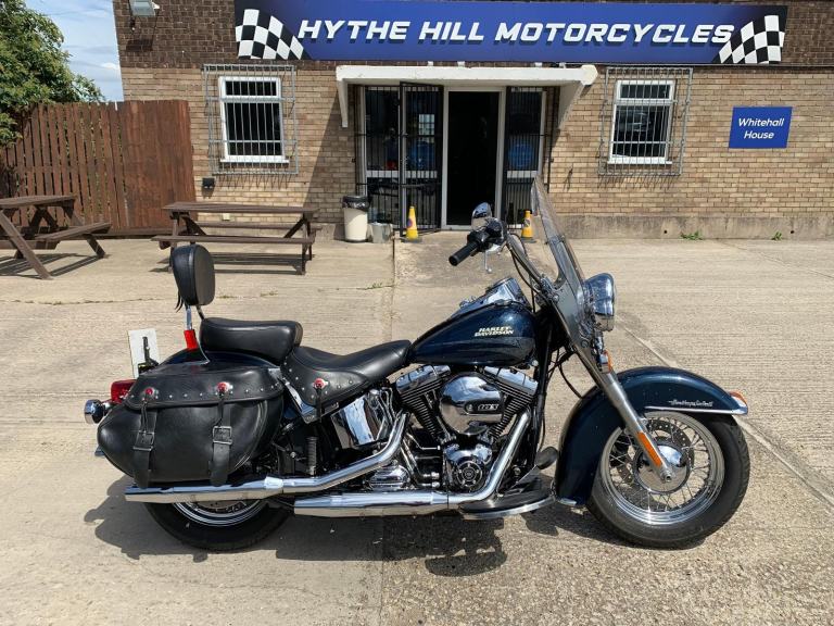 Harley-Davidson FLSTC Heritage Softail Classic CRUISE CONTROL ONLY 1078 MILES