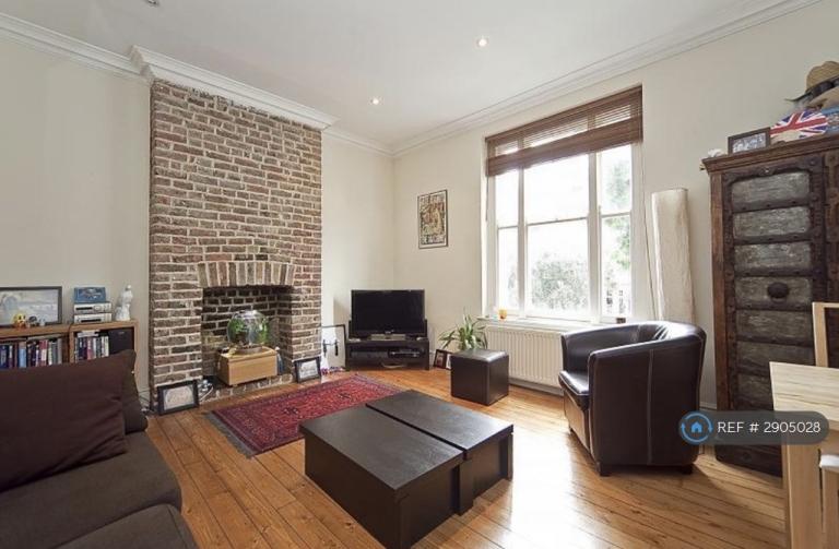 1 bedroom flat in Prince Of Wales Road, London, NW5 (1 bed) (#2905028)