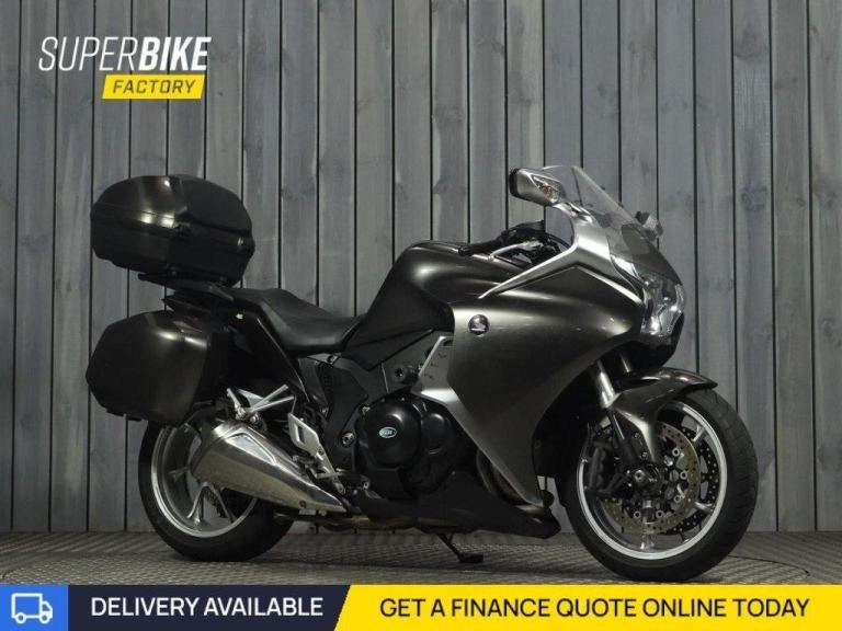 2013 63 HONDA VFR1200F