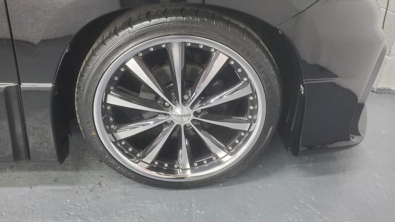 Toyota vellfire golden eyes 2.4 automatic 7 seat japanese import 56k miles 2014 