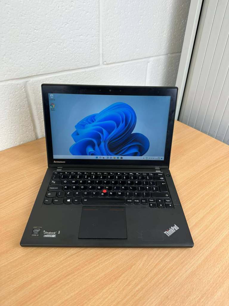 Lenovo Thinkpad Business Laptop intel i5 Quad 8GB Ram 256GB SSD £85