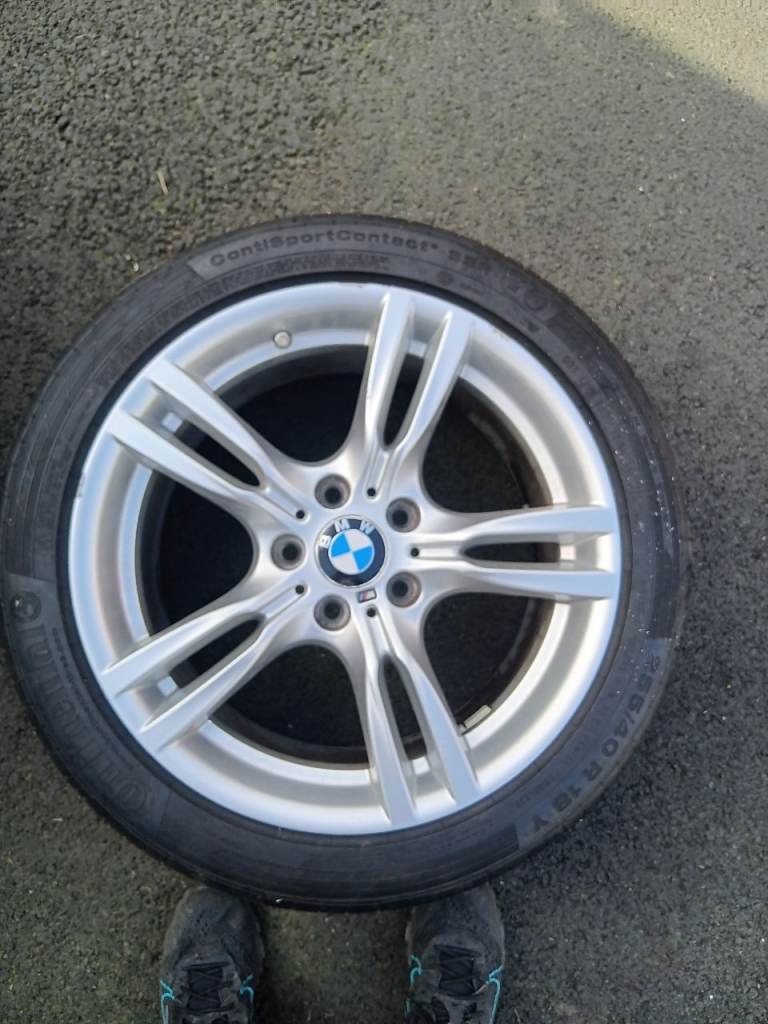 Bmw 18 inch alloy with tyre
