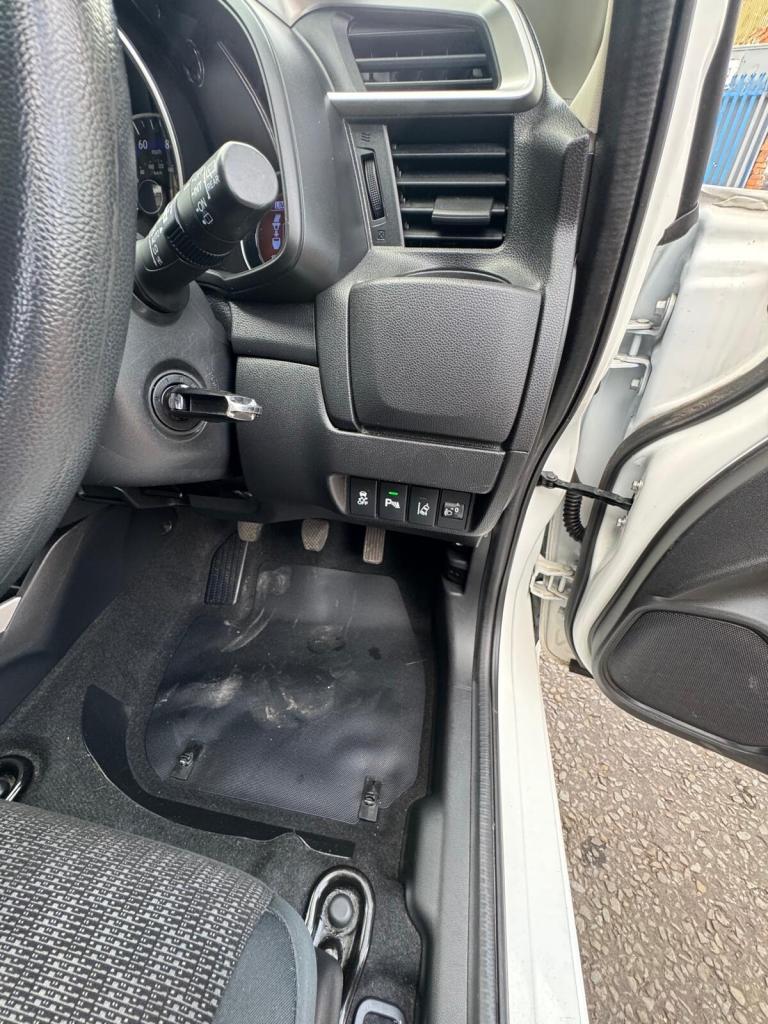 2016 Honda Jazz 1.3 SE 5dr HATCHBACK Petrol Manual