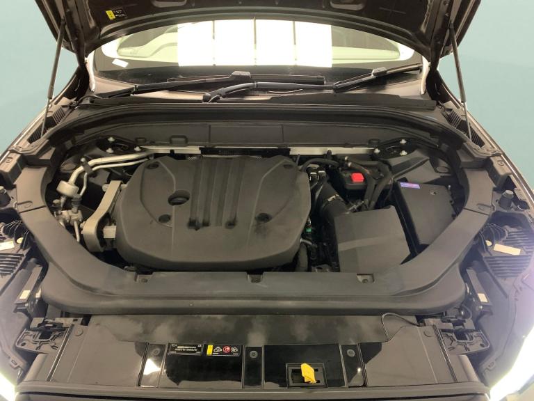 2022 Volvo XC60 2.0 B5P Plus Dark 5dr AWD Geartronic ESTATE PETROL Automatic