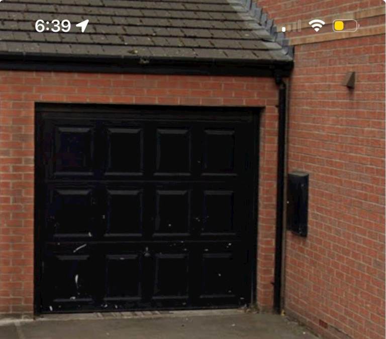 Shared Garage Space for Rent in Sheffield
